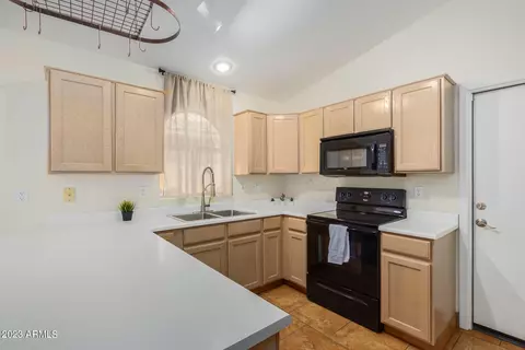 1455 E Silver Creek Rd, Gilbert, AZ 85296 photo 16