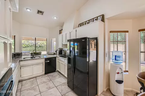 1274 E Marconi Ave, Phoenix, AZ 85022 photo 4