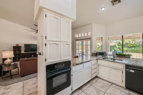 1274 E Marconi Ave, Phoenix, AZ 85022 photo 5