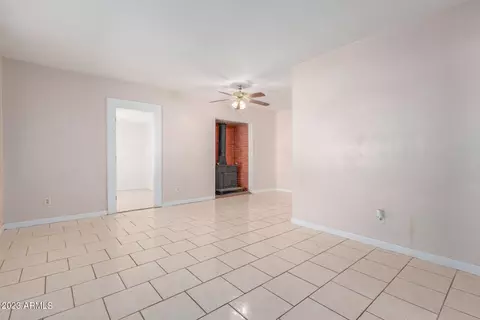 2245 E Flower St, Phoenix, AZ 85016 photo 4