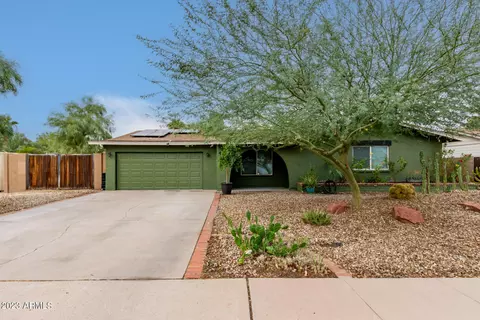 4924 S Country Club Way, Tempe, AZ 85282