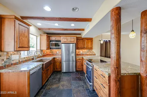 1940 E Sharon Dr, Phoenix, AZ 85022 photo 12