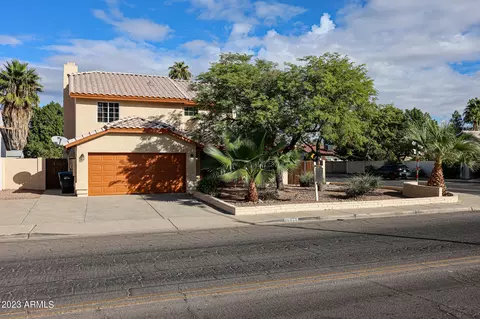 1940 E Sharon Dr, Phoenix, AZ 85022 photo 3