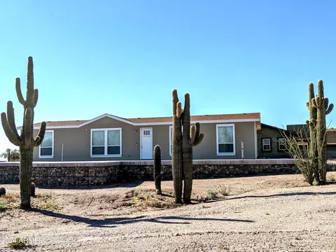 760 E Scenic St, Apache Junction, AZ 85119 photo 2