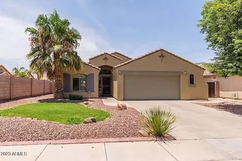 6110 S Four Peaks Pl, Chandler, AZ 85249