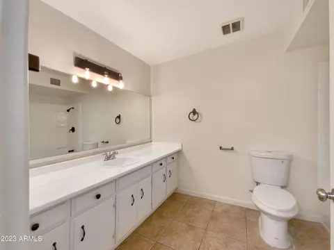 1546 Emerald Ave, Mesa, AZ 85204 photo 9