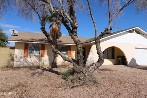 3924 W Angela Dr, Glendale, AZ 85308