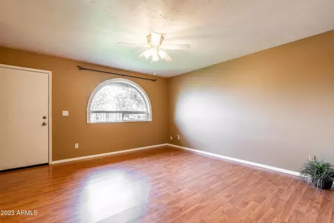 39 E Hampton Ave, Mesa, AZ 85210 photo 17