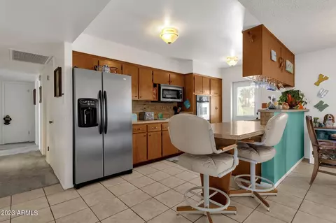 Kitchen - 1675 E Verlea Dr, Tempe, AZ 85282 photo 1 of 5