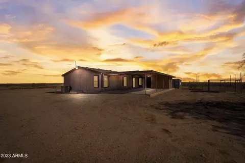 5247 S 330th Ave, Tonopah, AZ 85354