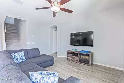 3837 E Welton Ln, Gilbert, AZ 85295 photo 11
