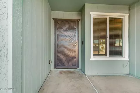 2411 E Alameda Dr, Tempe, AZ 85282 photo 3