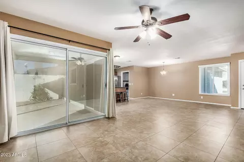 2411 E Alameda Dr, Tempe, AZ 85282 photo 7
