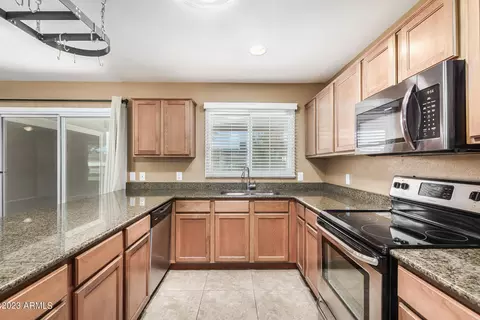 2411 E Alameda Dr, Tempe, AZ 85282 photo 11