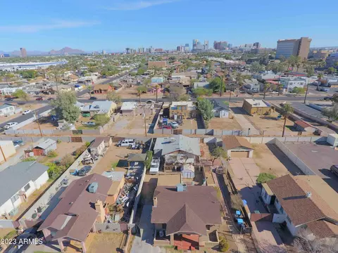 325 N 18th Dr, Phoenix, AZ 85007