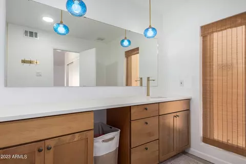 1000 E Laguna Dr, Tempe, AZ 85282 photo 24