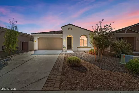 285 W Rainbow Bridge Ln, San Tan Valley, AZ 85140