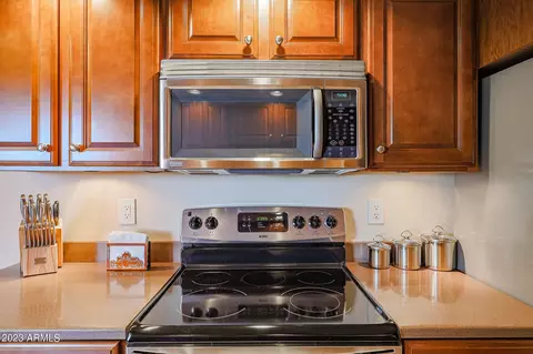 Kitchen - 4303 E Cactus Rd #431, Phoenix, AZ 85032 photo 4 of 5