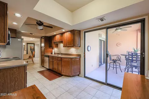 Kitchen - 4303 E Cactus Rd #431, Phoenix, AZ 85032 photo 5 of 5