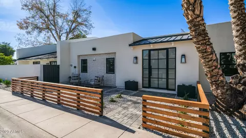 4241 E Glenrosa Ave, Phoenix, AZ 85018