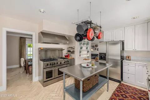 1726 E Tuckey Ln, Phoenix, AZ 85016 photo 9