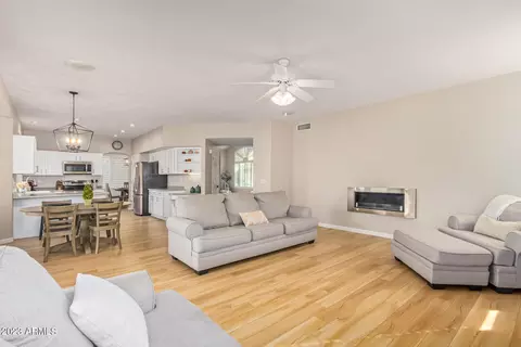 1750 W Thunderhill Dr, Phoenix, AZ 85045 photo 9