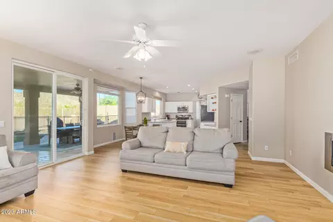 1750 W Thunderhill Dr, Phoenix, AZ 85045 photo 10