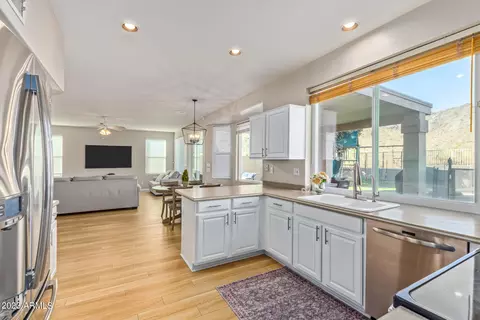 1750 W Thunderhill Dr, Phoenix, AZ 85045 photo 17
