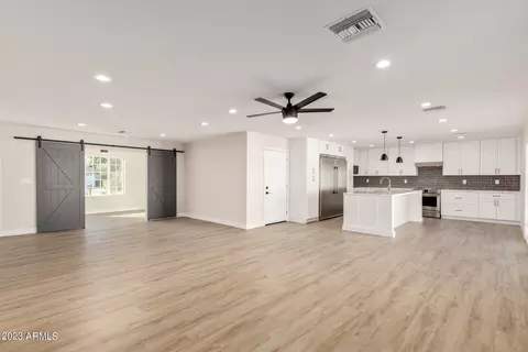 4644 E Sandra Ter, Phoenix, AZ 85032 photo 12