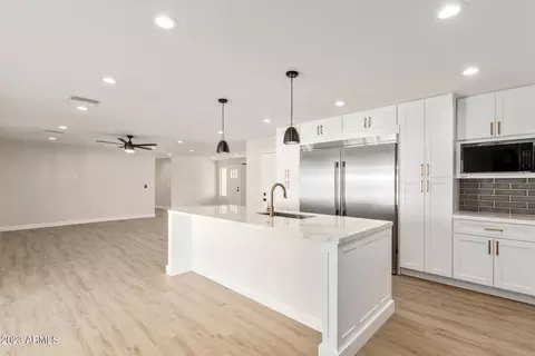 4644 E Sandra Ter, Phoenix, AZ 85032 photo 17