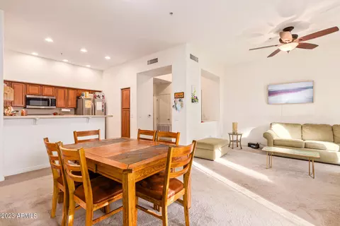 2989 N 44th St #3016, Phoenix, AZ 85018