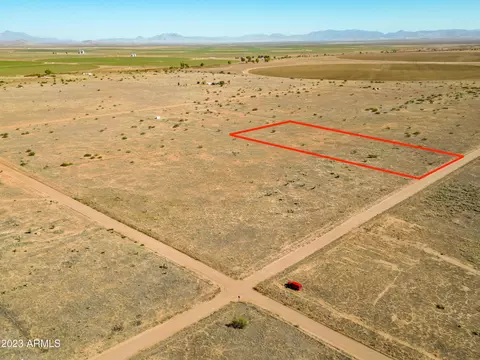 4 E 7 Acres E Chiricahua Dr #106, Pearce, AZ 85625