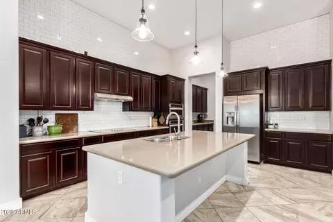 2754 S Heritage Dr, Gilbert, AZ 85295