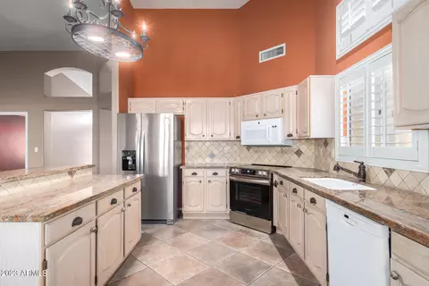 2906 E Bighorn Ave, Phoenix, AZ 85048 photo 18