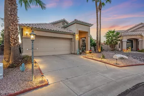 4627 E Bighorn Ave, Phoenix, AZ 85044 photo 2
