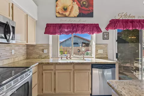 4627 E Bighorn Ave, Phoenix, AZ 85044 photo 25