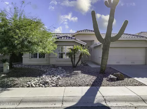 333 E Arabian Dr, Gilbert, AZ 85296 photo 2