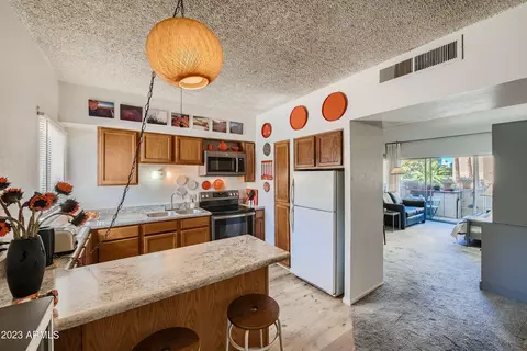 349 E Thomas Rd #E204, Phoenix, AZ 85012 photo 4