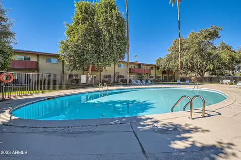 349 E Thomas Rd #E204, Phoenix, AZ 85012 photo 11
