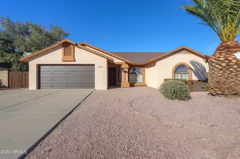 8802 W Orchid Ln, Peoria, AZ 85345