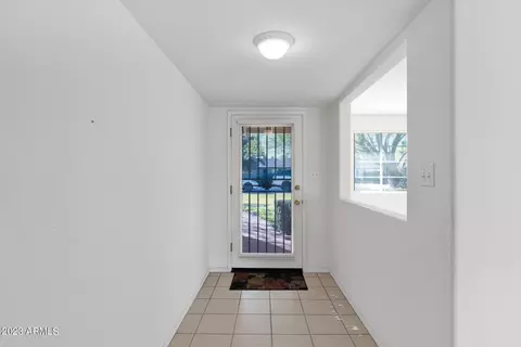 730 W Frier Dr, Phoenix, AZ 85021 photo 12