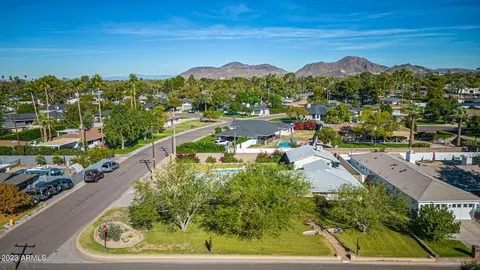 730 W Frier Dr, Phoenix, AZ 85021 photo 7