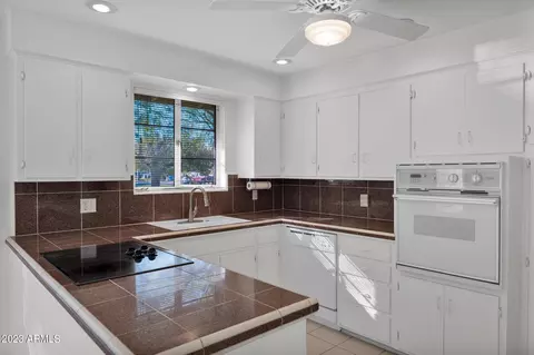 730 W Frier Dr, Phoenix, AZ 85021 photo 16