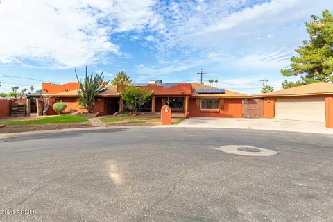 490 N Vine St, Chandler, AZ 85225