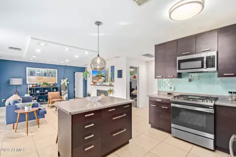 8013 E Granada Rd, Scottsdale, AZ 85257
