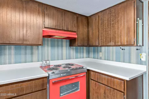 921 E 10th Pl, Mesa, AZ 85203 photo 4