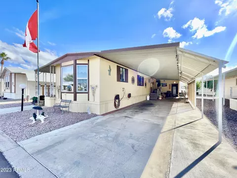 652 S Ellsworth -- #88, Mesa, AZ 85208