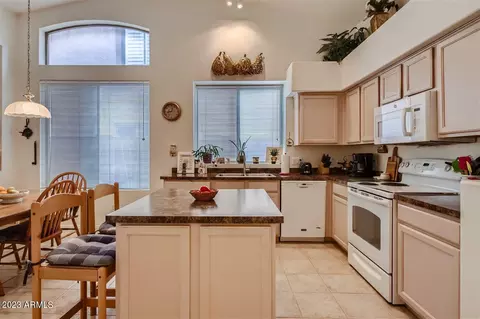 26271 N 46th Pl, Phoenix, AZ 85050 photo 8