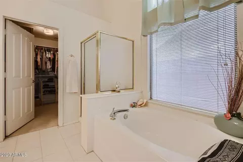 26271 N 46th Pl, Phoenix, AZ 85050 photo 12