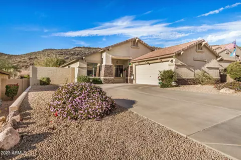 26230 N Hackberry Dr, Phoenix, AZ 85083